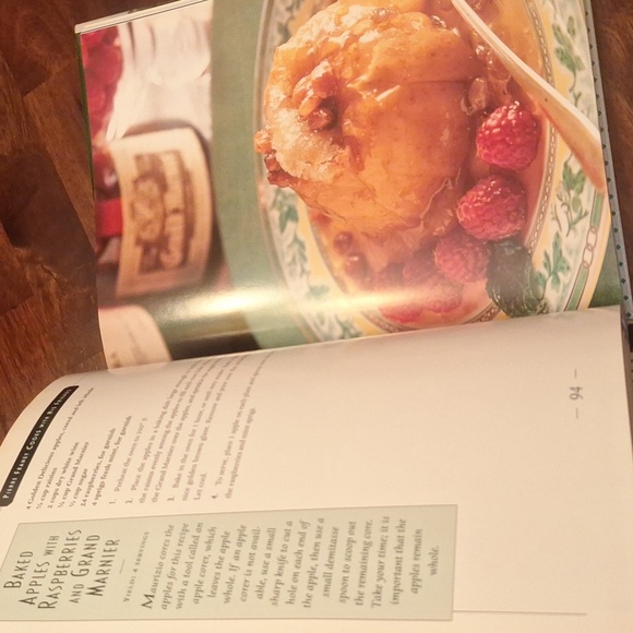 Pierre Franey Cooks With His Friends Cookbook Hardback 1997 MINT Cond. - Picture 9 of 16